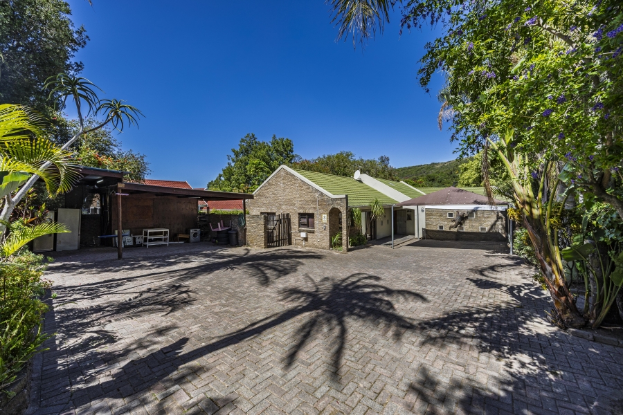 4 Bedroom Property for Sale in Nahoon Valley Park Eastern Cape